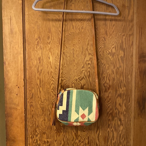 Southwest style crossbody - Picture 5 of 5